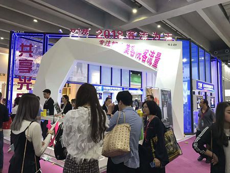 广州美博会女帮展台搭建